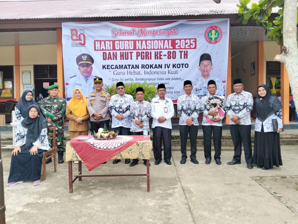 Kepala KUA Rokan IV Koto Hadiri Upacara Hari guru Nasional 2025 dan  HUT PGRI ke-80 di SDN 1 Rokan IV Koto
