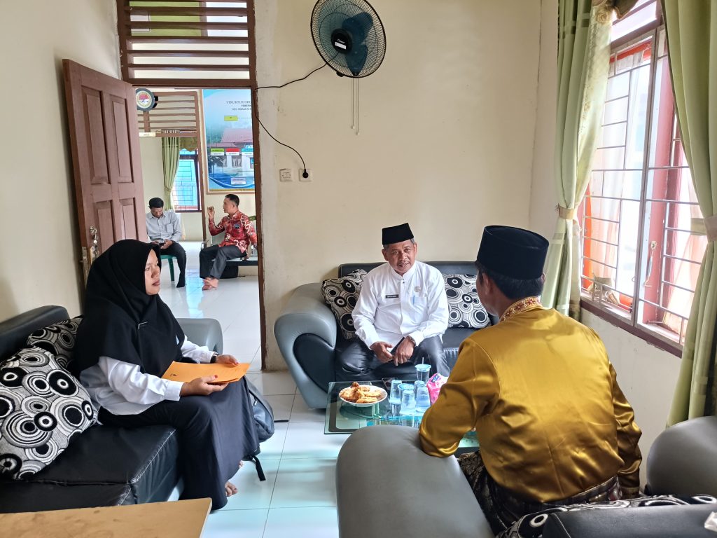 Perkuat Legalitas Aset Umat, KUA Rokan IV Koto Gelar Koordinasi Tanah Wakaf dengan Kades Tibawan